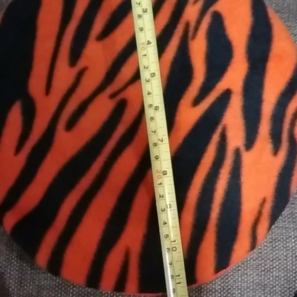 Everything in my Poshmark Closet !!! New Hat Set ! main image 7